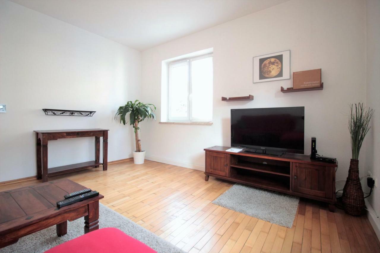 Charming 3-Bedroom Apartment With Parking Lot Würzburg Eksteriør billede